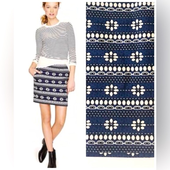 J.Crew Navy and White Jacquard Floral Patterned Skirt Sz 10 - Picture 1 of 5
